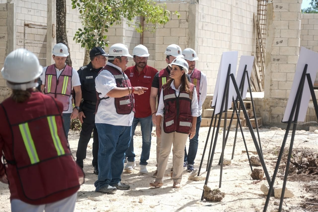 Recorrido por la obra del Cuartel de Seguridad Ciudadana de Cozumel