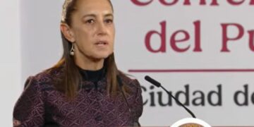La presidenta Claudia Sheinbaum durante la Conferencia del Pueblo en Palacio Nacional