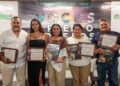 Blanca Merari con Luis Matus Alcaraz, Eunice Martínez, Juana Chacón Canché y Miguel Ángel Zetina Cuevas en la presentación del libro Voces de Puerto Morelos